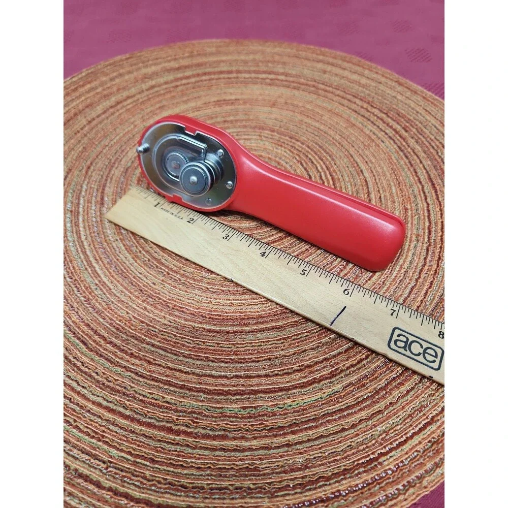 Kuhn Rikon Auto Saftey Lid Lifter Can Opener In Red Made In Switzerland EUC